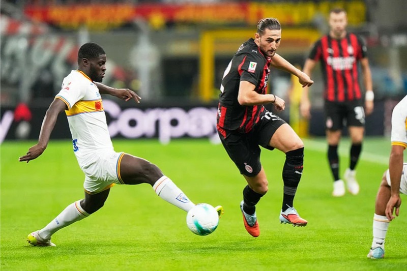 AC Milan tự tin đánh bại Lecce